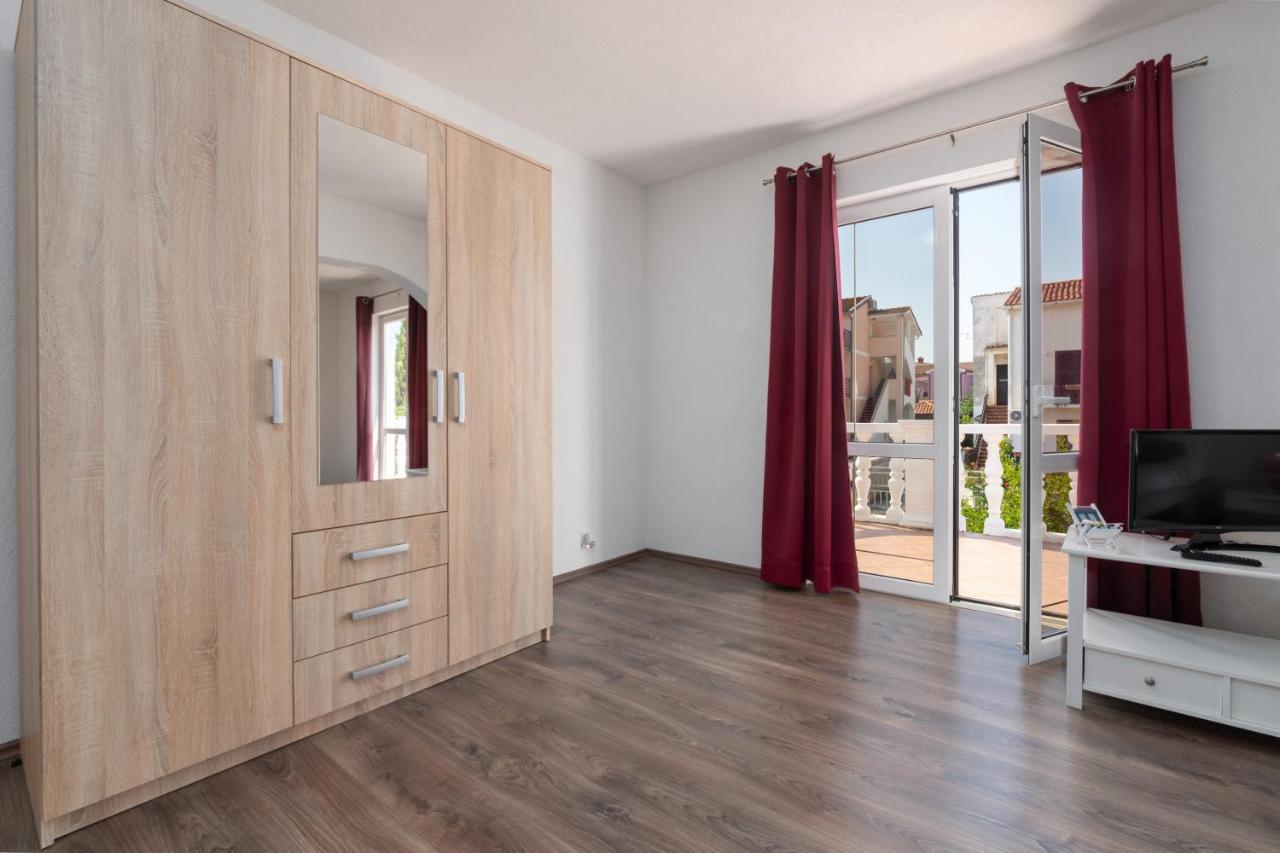 Apartments Oliva Porec Luaran gambar