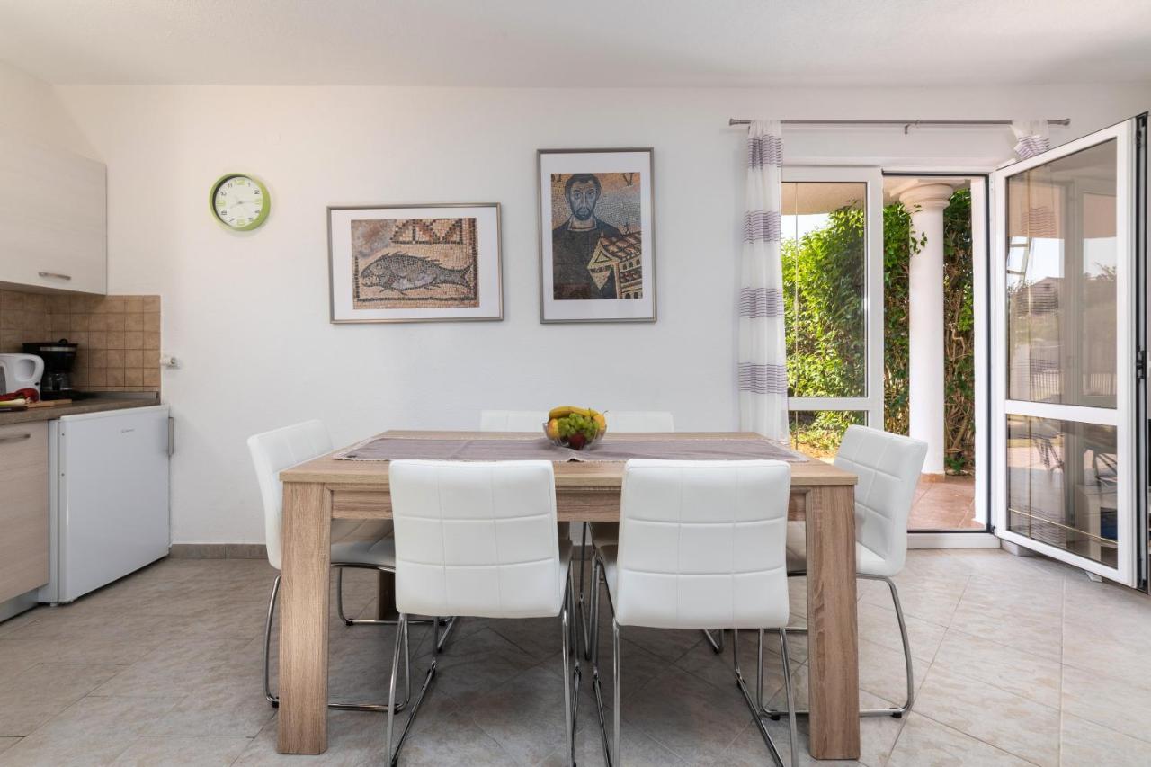 Apartments Oliva Porec Luaran gambar