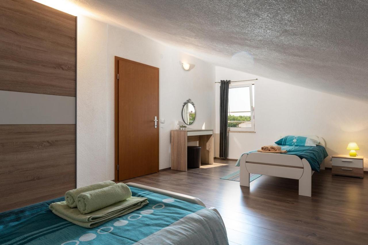 Apartments Oliva Porec Luaran gambar